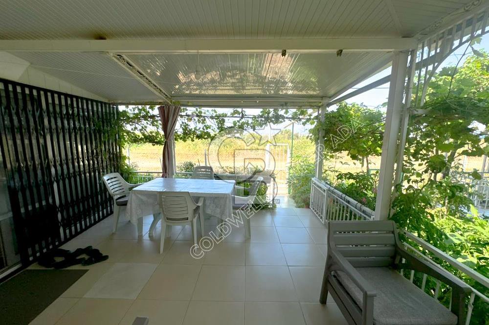 Kuşadası Güzelçamlı da satılık 7+1 triplex bahçeli yazlık