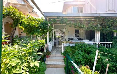 Kuşadası Güzelçamlı da satılık 7+1 triplex bahçeli yazlık