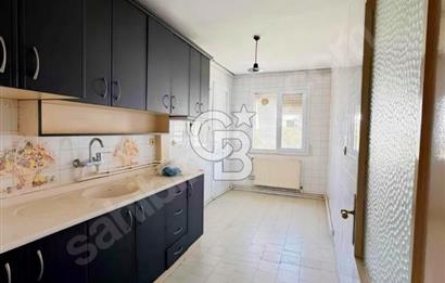 Bostanlı'da Satılık 3+1 daire