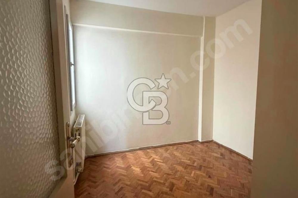 Bostanlı'da Satılık 3+1 daire