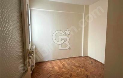 Bostanlı'da Satılık 3+1 daire
