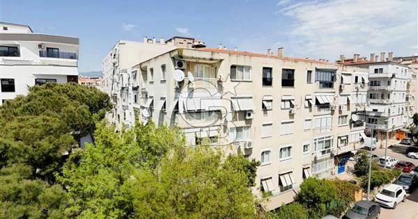 Bostanlı'da Satılık 3+1 daire - 367150