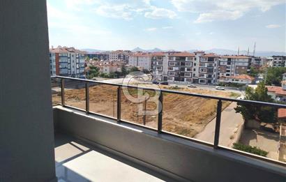COLDWELL BANKER'DAN KARAMAN CAD. YAKINI LÜKS FERAH SATILIK 3+1 DAİRE