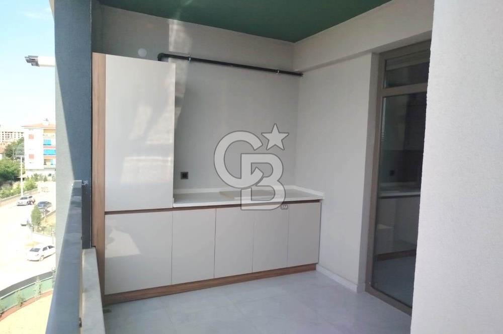 COLDWELL BANKER'DAN KARAMAN CAD. YAKINI LÜKS FERAH SATILIK 3+1 DAİRE