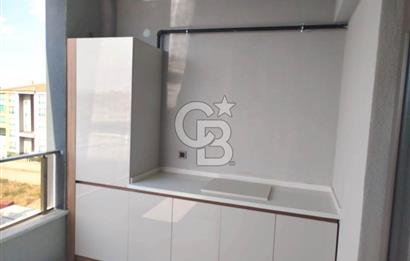 COLDWELL BANKER'DAN KARAMAN CAD. YAKINI LÜKS FERAH SATILIK 3+1 DAİRE