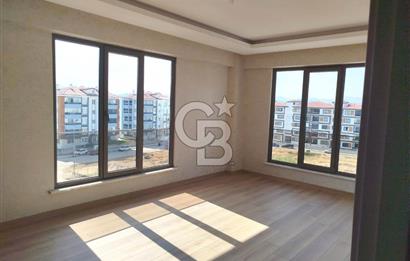 COLDWELL BANKER'DAN KARAMAN CAD. YAKINI LÜKS FERAH SATILIK 3+1 DAİRE
