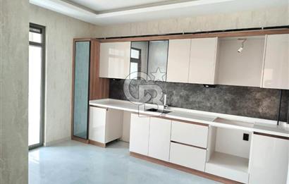 COLDWELL BANKER'DAN KARAMAN CAD. YAKINI LÜKS FERAH SATILIK 3+1 DAİRE