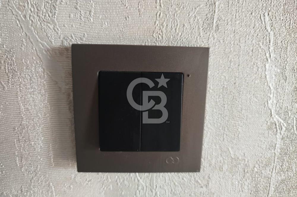 COLDWELL BANKER'DAN KARAMAN CAD. YAKINI LÜKS FERAH SATILIK 3+1 DAİRE