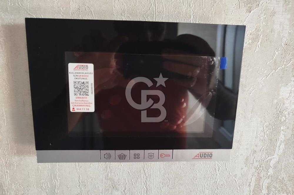 COLDWELL BANKER'DAN KARAMAN CAD. YAKINI LÜKS FERAH SATILIK 3+1 DAİRE