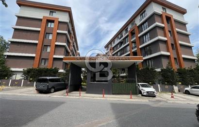 Samandıra Konakları Ara Kat Otoparklı Güvenlikli 3+1 Daire