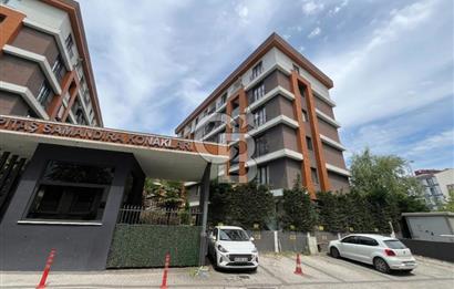 Samandıra Konakları Ara Kat Otoparklı Güvenlikli 3+1 Daire