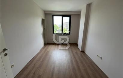 Samandıra Konakları Ara Kat Otoparklı Güvenlikli 3+1 Daire