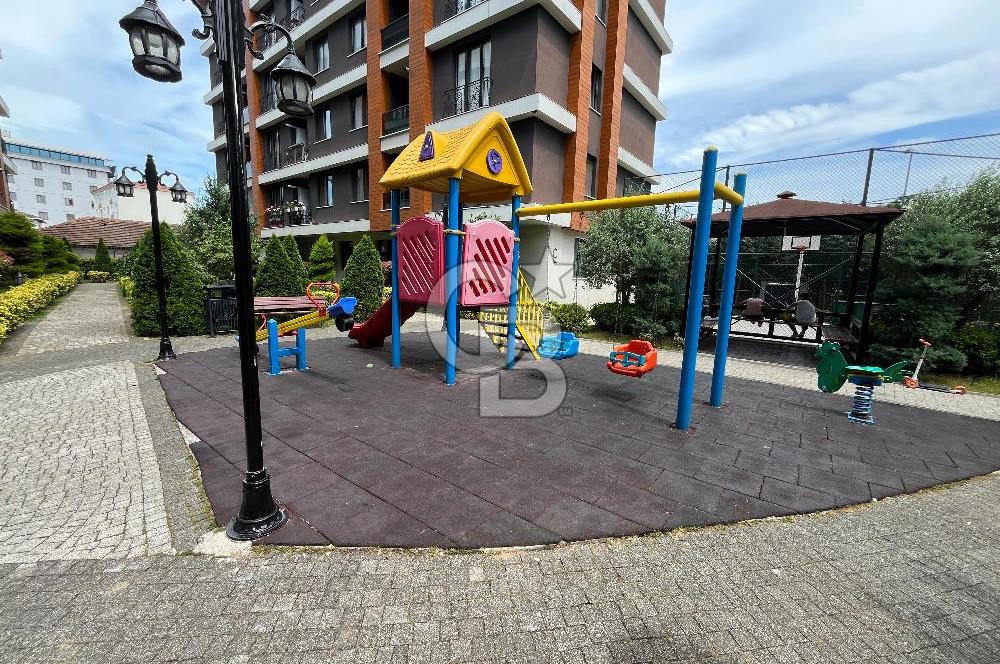 Samandıra Konakları Ara Kat Otoparklı Güvenlikli 3+1 Daire