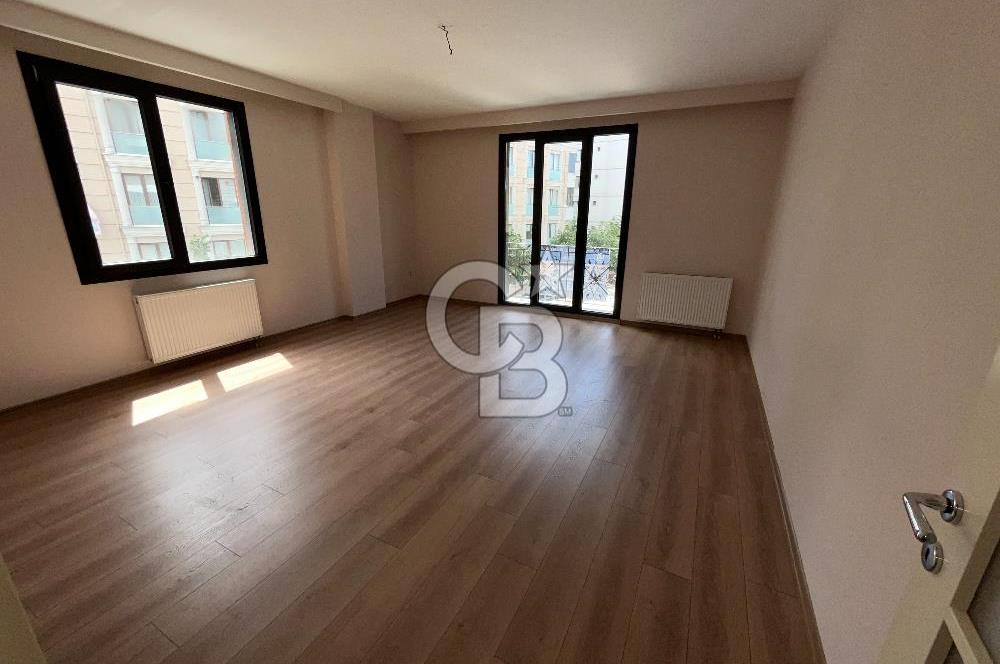Samandıra Konakları Ara Kat Otoparklı Güvenlikli 3+1 Daire