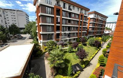 Samandıra Konakları Ara Kat Otoparklı Güvenlikli 3+1 Daire