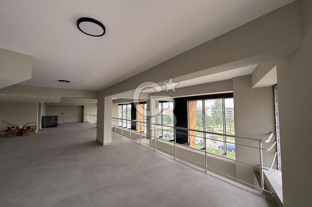 CB KİNG'DEN YENİ İZMİR YOLU ÜZERİ'NDE SATILIK PRESTİJLİ SHOWROOM