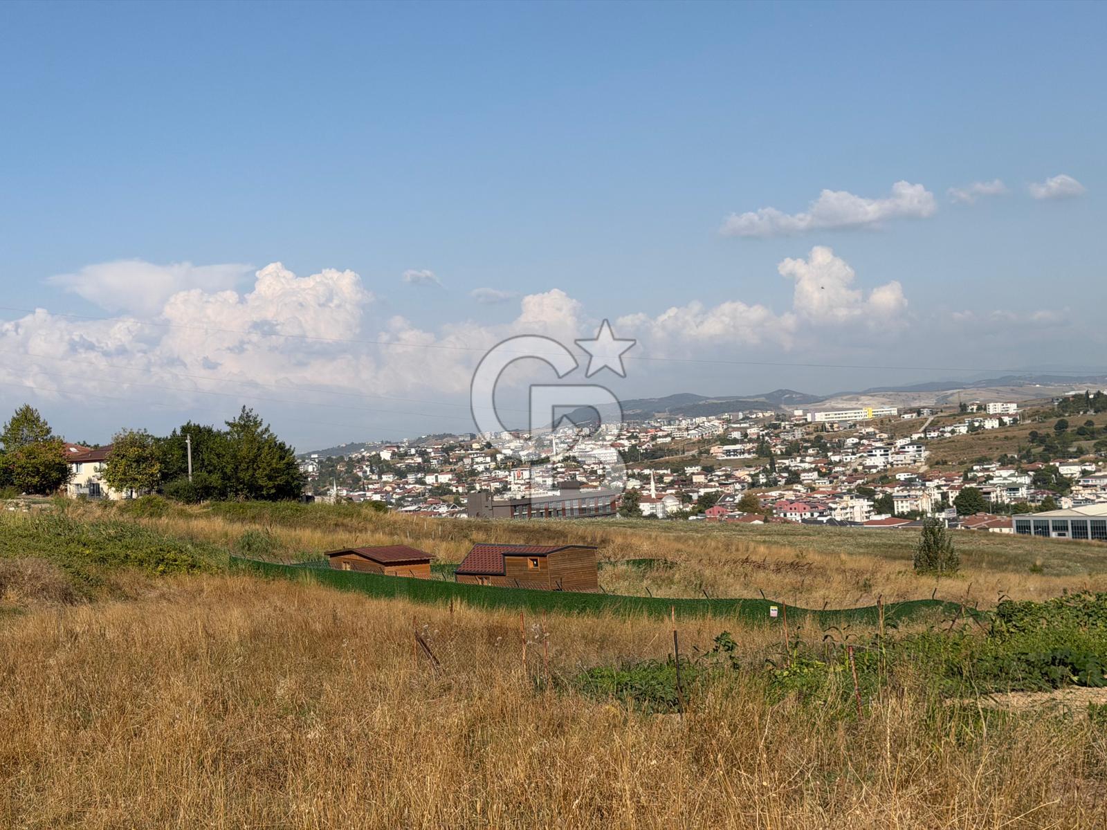  YALOVA MERKEZ FEVZİÇAKMAK MH. SATILIK GÜZEL KONUMDA 467m2 ARSA!