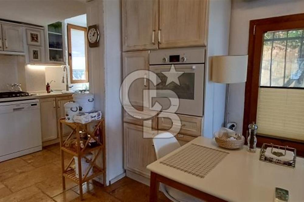 Bodrum Torba Satılık 4 + 1 Müştemilatlı Tripleks