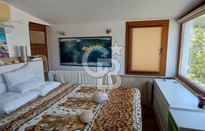Bodrum Torba Satılık 4 + 1 Müştemilatlı Tripleks