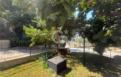 BORNOVA ERZENE’DE EVKA 3 METROYA YÜRÜME MESAFESİNDE SATILIK 3+1  DAİRE