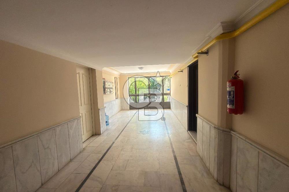BORNOVA ERZENE’DE EVKA 3 METROYA YÜRÜME MESAFESİNDE SATILIK 3+1  DAİRE