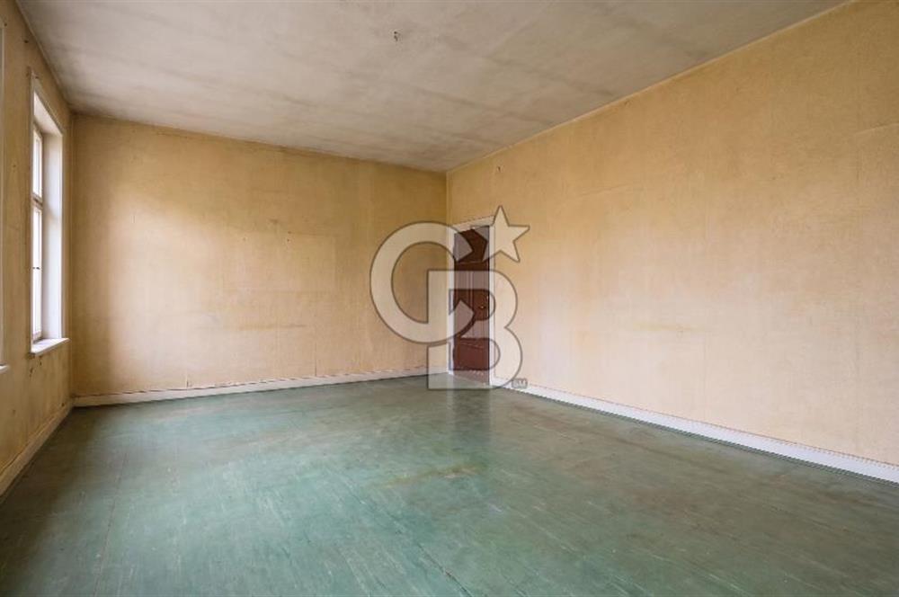 ŞİŞLİ ESKİŞEHİR MAH. BİLEZİKÇİ SOKAK’TA SATILIK 2. DERECE TARİHİ ESER BİNA