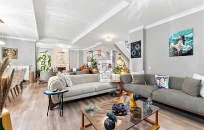 ZEKERİYAKÖYDE DENİZ MANZARALI ÖZEL MİMARİ 7+2 KİRALIK LÜKS VİLLA