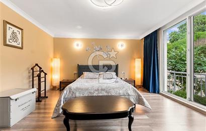 ZEKERİYAKÖYDE DENİZ MANZARALI ÖZEL MİMARİ 7+2 KİRALIK LÜKS VİLLA