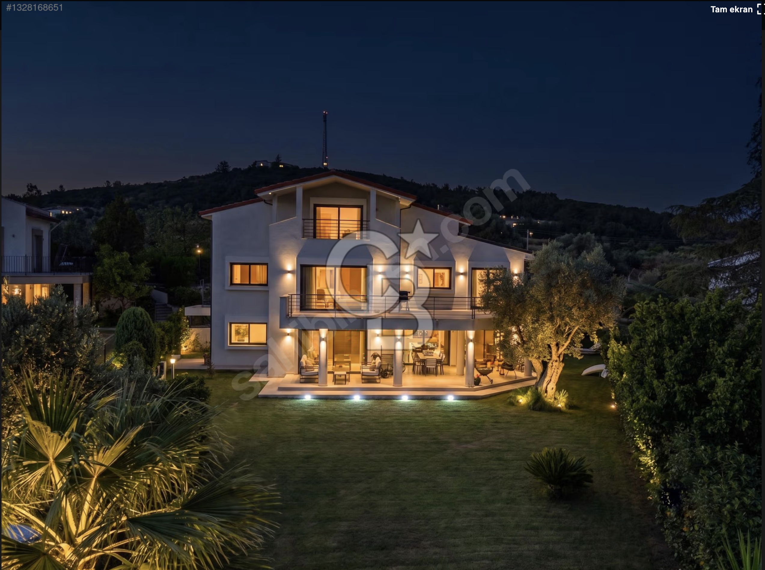 URLA TORASAN MAHALLESİNDE 5+2 TAM MÜSTAKİL VİLLA