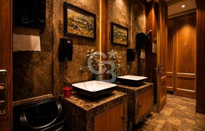 Nişantaşı'nda 634 m² Konut + Ticari Kullanımlı Satılık Bina