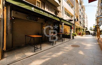 Nişantaşı'nda 634 m² Konut + Ticari Kullanımlı Satılık Bina
