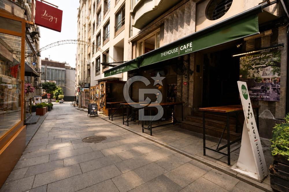 Nişantaşı'nda 634 m² Konut + Ticari Kullanımlı Satılık Bina