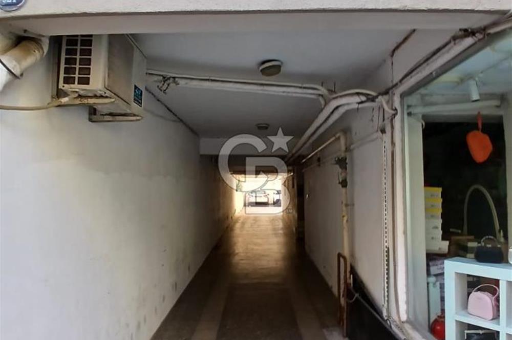 GÜZELYALININ KALBİNDE YALI TADINDA  ÖZEL OTOPARKLI FIRSAT LÜKS DAİRE