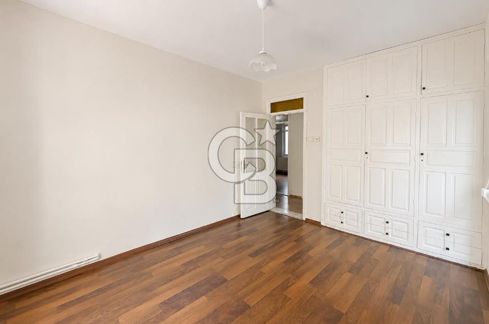 URLA İSKELE DENİZE YAKIN 3+1 KİRALIK DAİRE