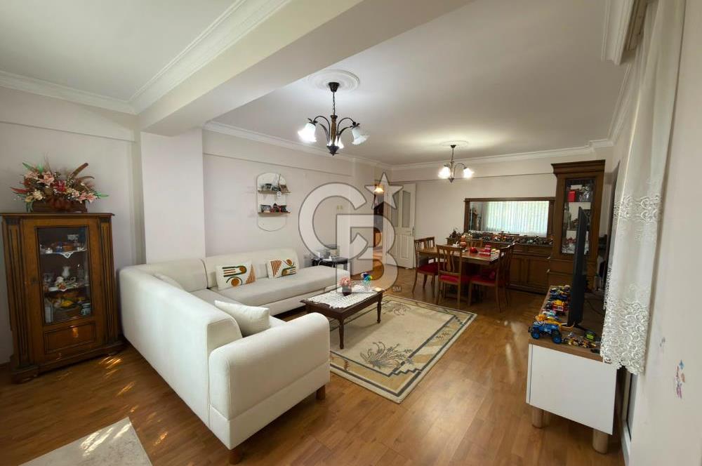 BORNOVA ERZENE’DE EVKA 3 METROYA YÜRÜME MESAFESİNDE SATILIK 3+1  DAİRE