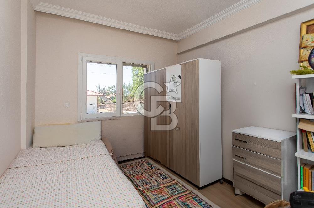 Foça Yenibağarası Mah. Kiralık 2+1 Daire