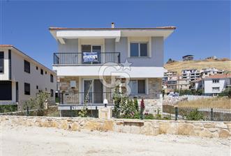 Foça Bağarası Kazım Dirik Mah. Satılık 2+1 Daire - 10 - 367263