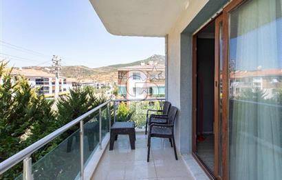 Yenifoça M.Kemal Atatürk Mah. Satılık 2+1 Ara Kat Daire