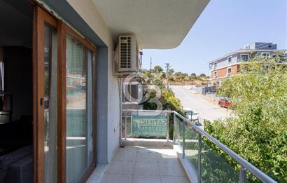 Yenifoça M.Kemal Atatürk Mah. Satılık 2+1 Ara Kat Daire