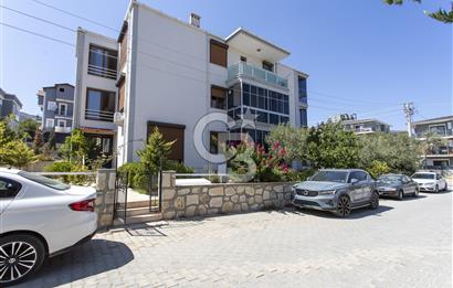 Yenifoça M.Kemal Atatürk Mah. Satılık 2+1 Ara Kat Daire