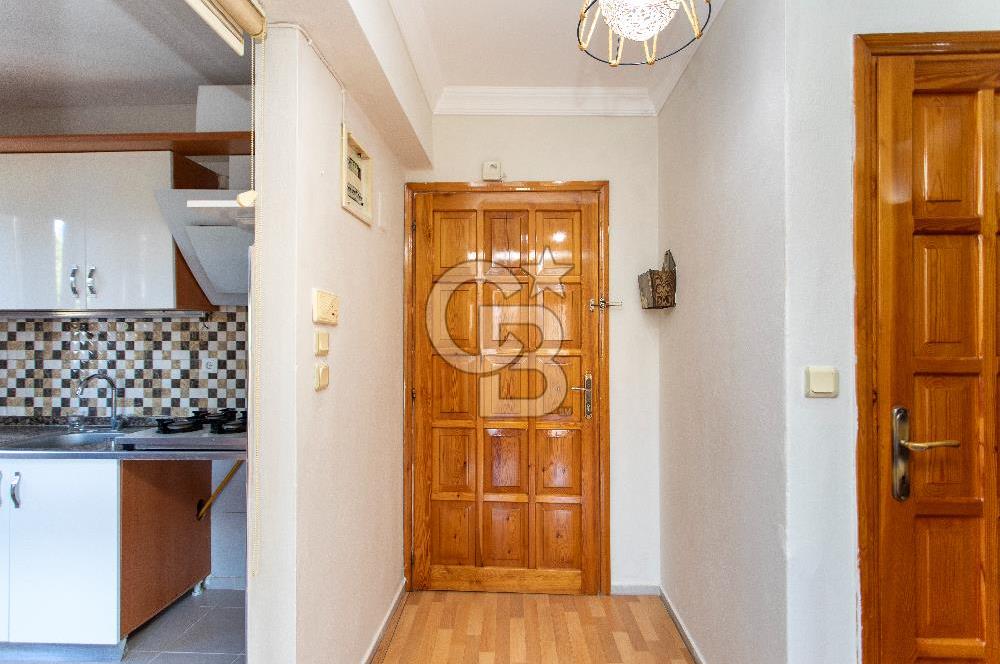 Eski Foça Atatürk Mahallesinde Satılık 2+1 Daire