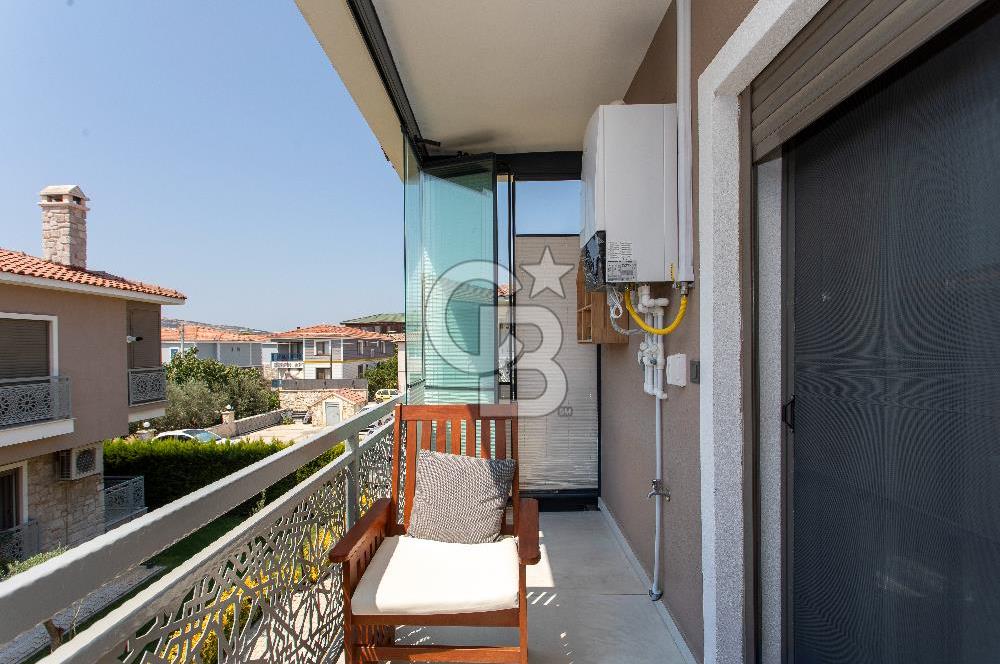 Foça Hacıveli Mah. Rüzgar Evleri Sitesi'nde Satılık 2+1 Daire