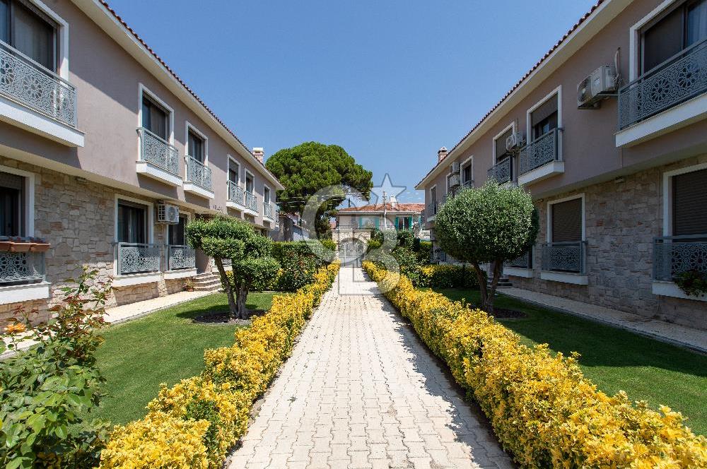 Foça Hacıveli Mah. Rüzgar Evleri Sitesi'nde Satılık 2+1 Daire