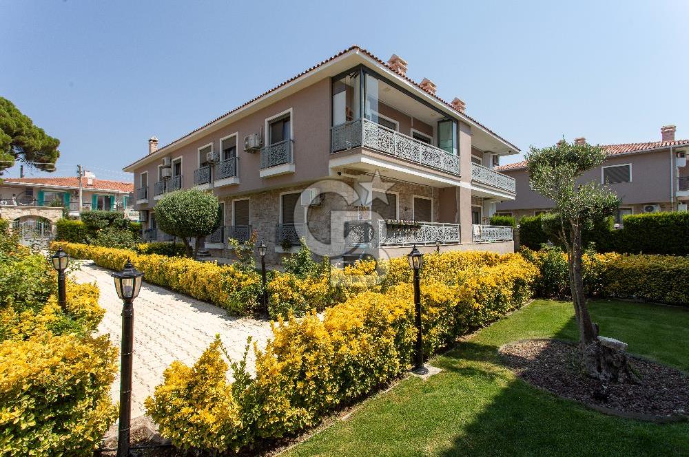 Foça Hacıveli Mah. Rüzgar Evleri Sitesi'nde Satılık 2+1 Daire