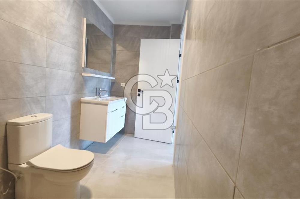 Ayvalık Altınova da Havuzlu Sitede 2+1 Villa