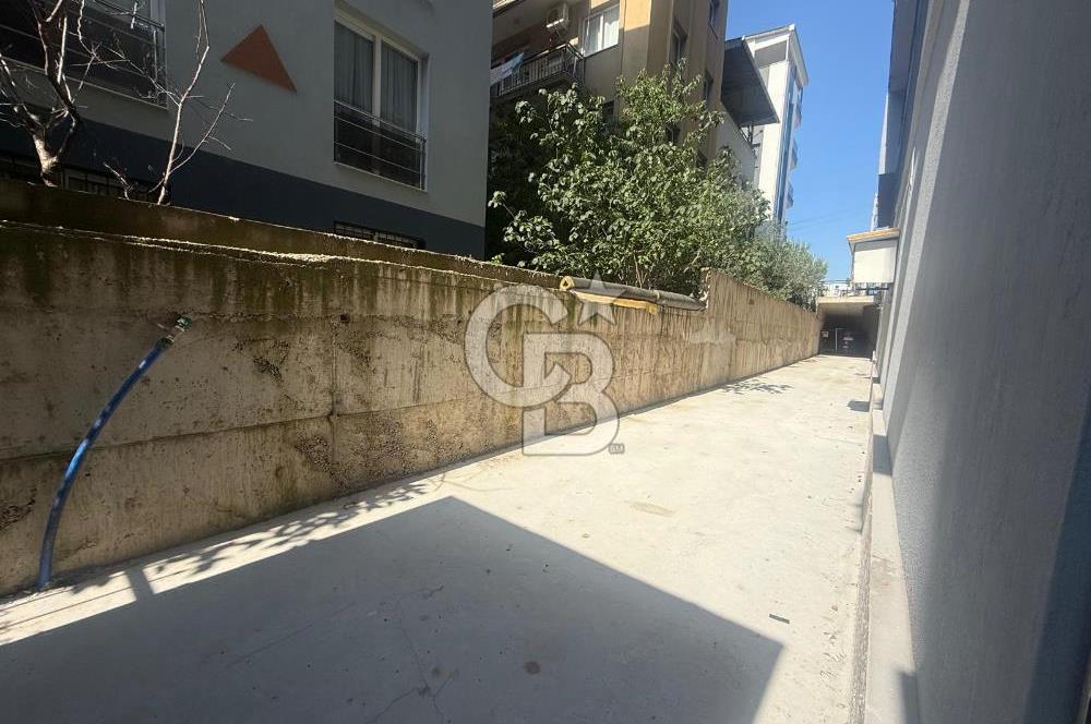 BAYRAKLI OSMANGAZİ’DE KÖRFEZ MANZARALI, GENİŞ KULLANIM ALANLI KİRALIK İŞYERİ