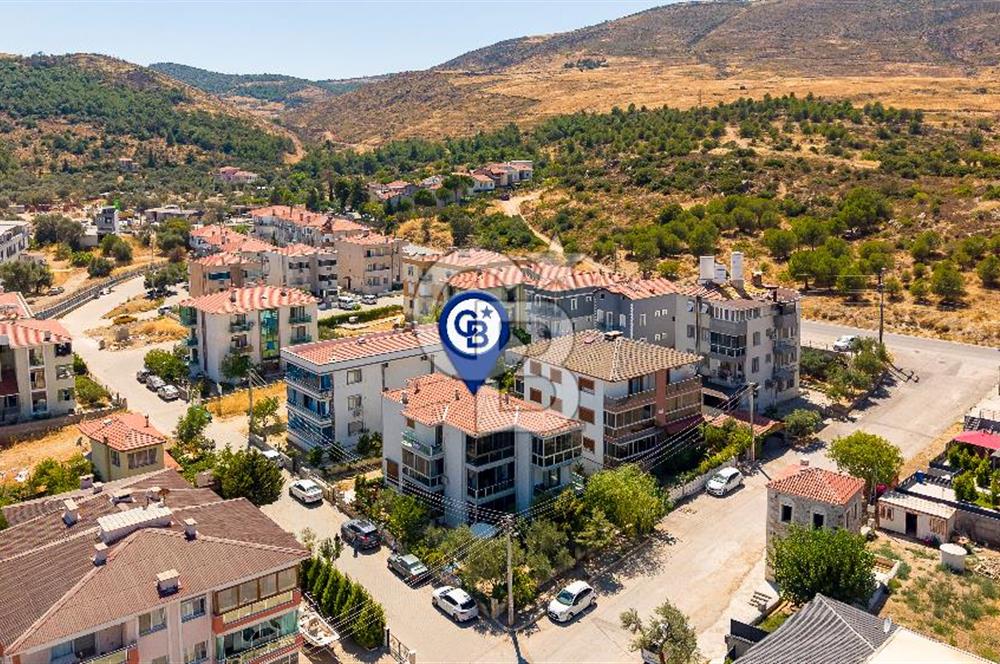 Yenifoça M.Kemal Atatürk Mah. Satılık 2+1 Ara Kat Daire