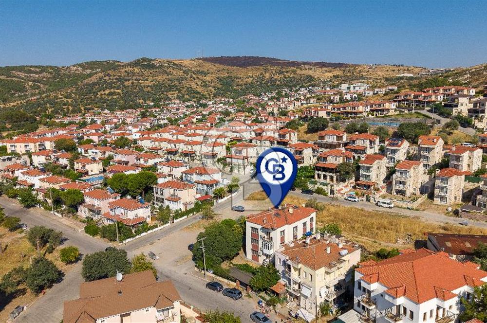 Eski Foça Atatürk Mahallesinde Satılık 2+1 Daire