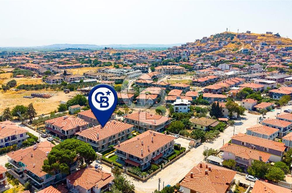Foça Hacıveli Mah. Rüzgar Evleri Sitesi'nde Satılık 2+1 Daire