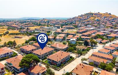 Foça Hacıveli Mah. Rüzgar Evleri Sitesi'nde Satılık 2+1 Daire